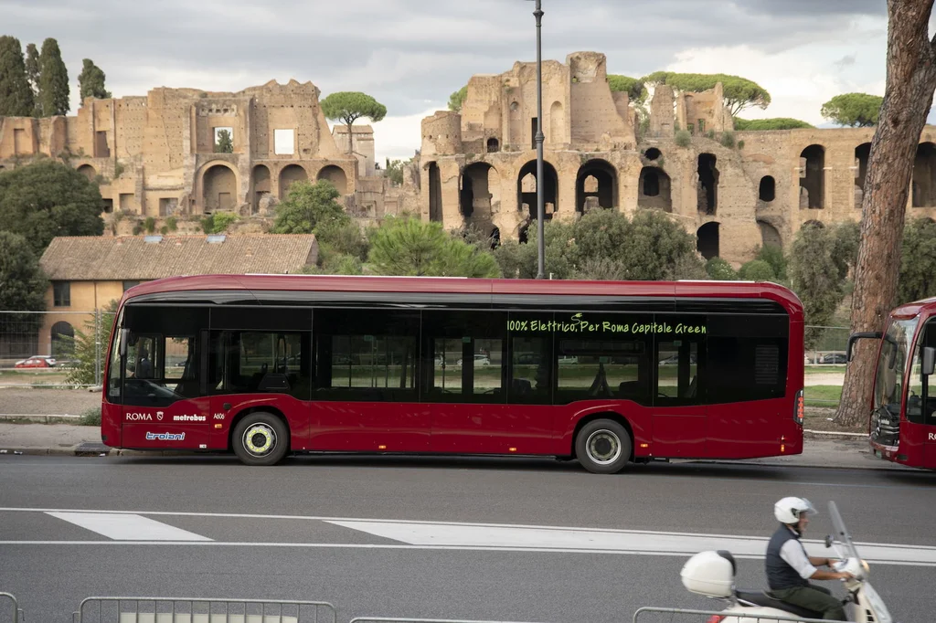 Roms 110 nye elektriske busser fra Mercedes-Benz