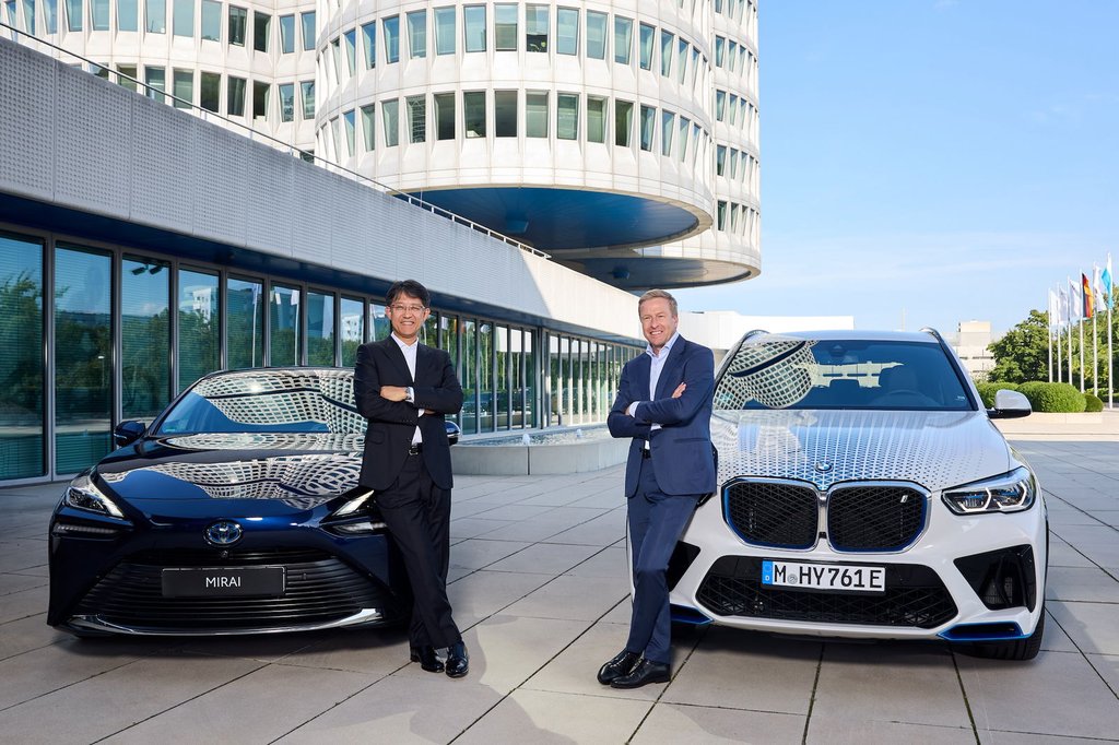 BMW satsar på vattenstoffdrivna bilar 2028