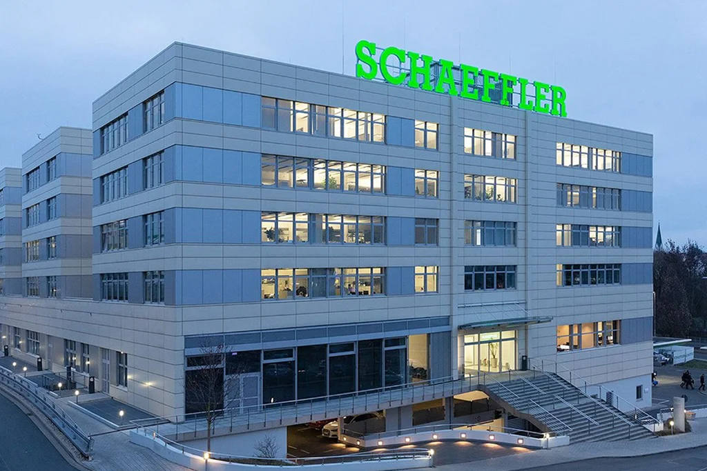 Schaeffler minskar personalen med 3.700 jobb